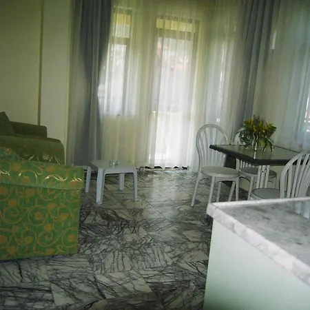 Oezay Apart 3* Μούγκλα